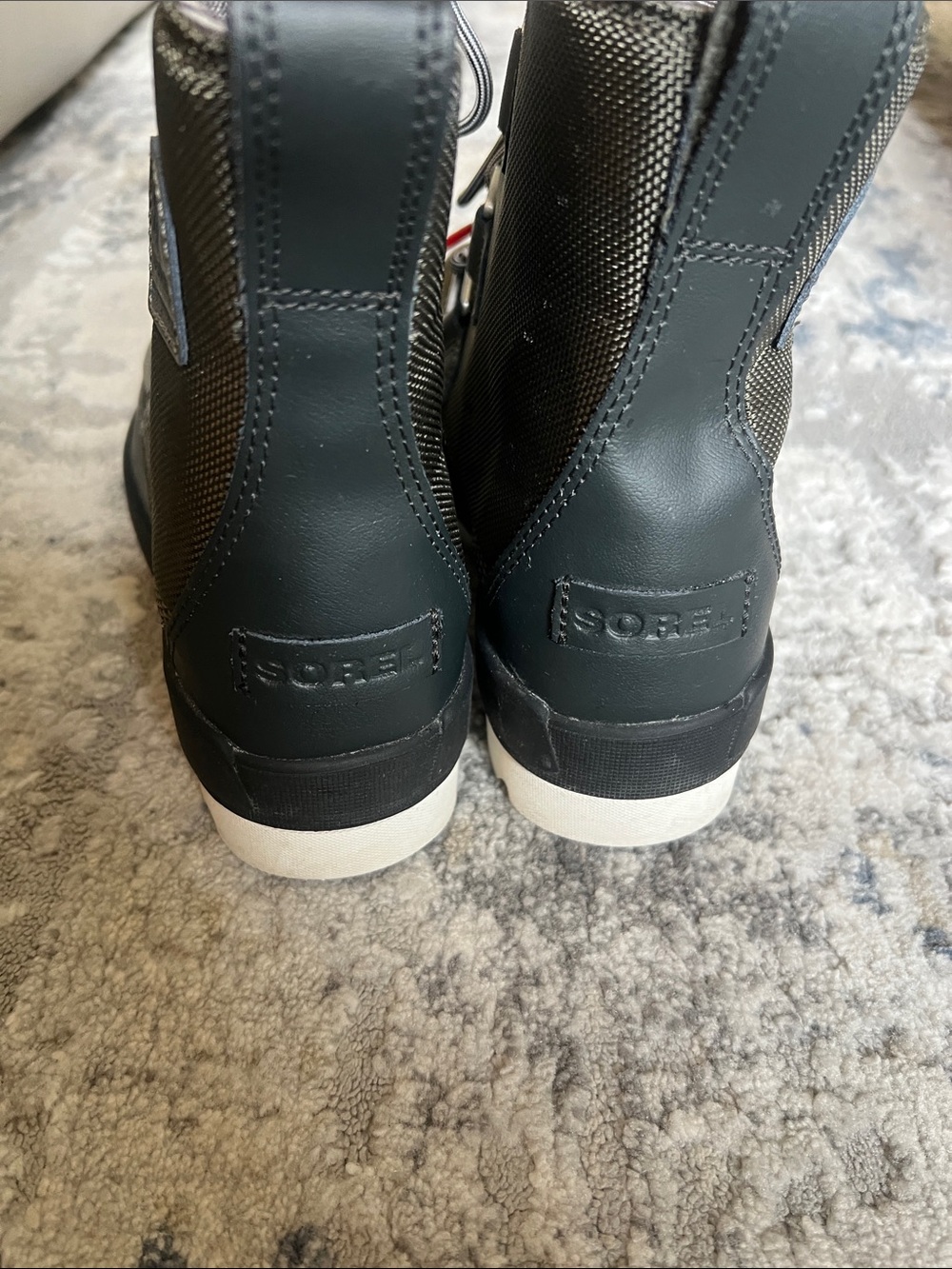 Sorel Kids Olive Green and White Winter Boots - Picture 10 of 10
